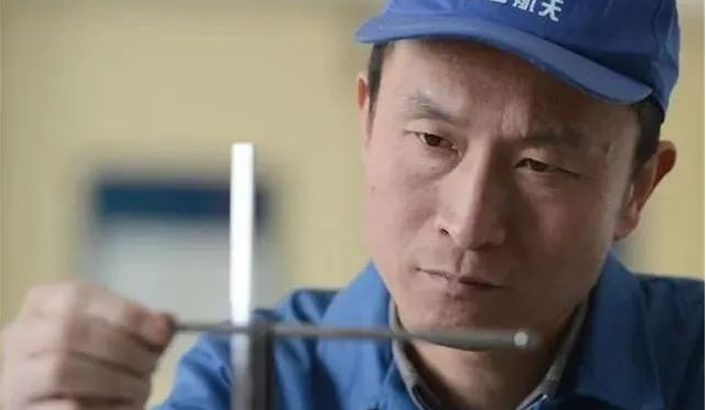 <strong>火箭發(fā)動(dòng)機(jī)的精密加工，為什么離不開手工操作？</strong>