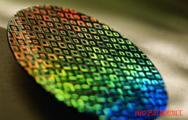 <strong>精密晶片在武器、5G、人工智慧（AI）和機器人等方面商家必爭</strong>